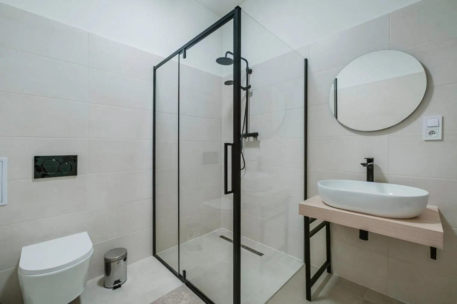 Blueground Vrsovice Near Renaissance-Style Park Prg-7 Apartment Prague Czech Republic