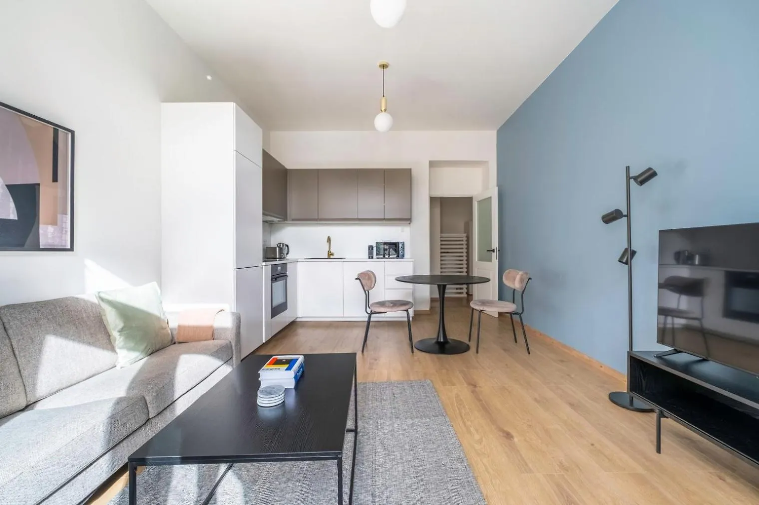 Blueground Vrsovice Near Renaissance-Style Park Prg-7 Apartment Prague