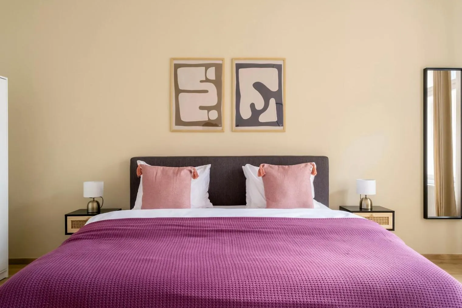 Blueground Vrsovice Near Renaissance-Style Park Prg-7 Apartment Prague