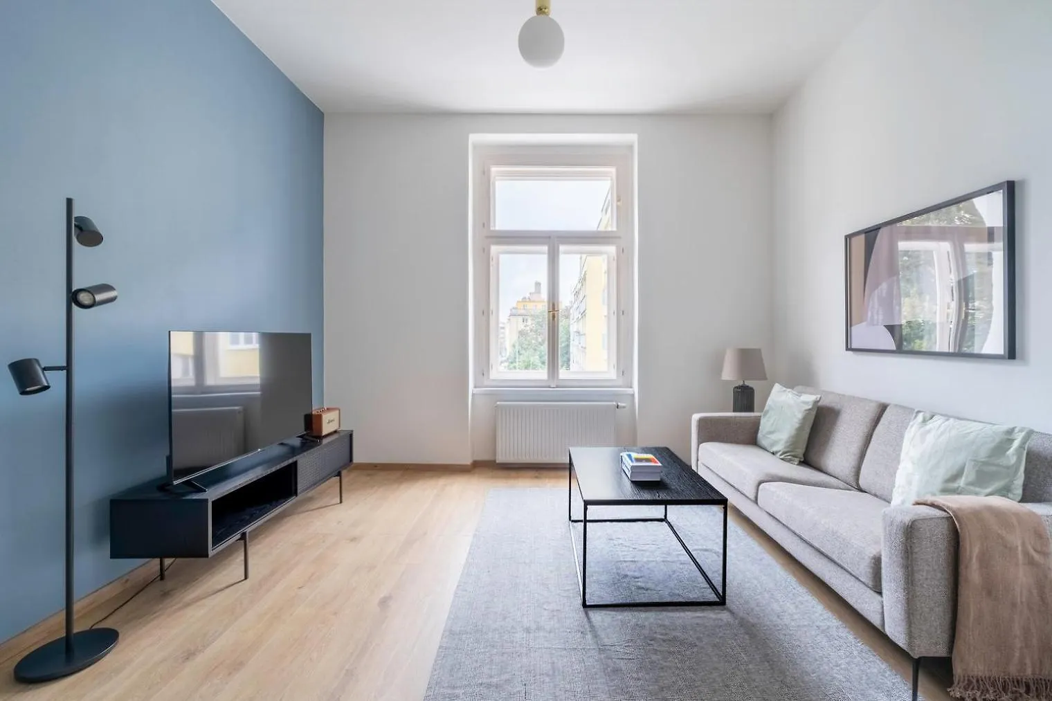Blueground Vrsovice Near Renaissance-Style Park Prg-7 Apartment Prague